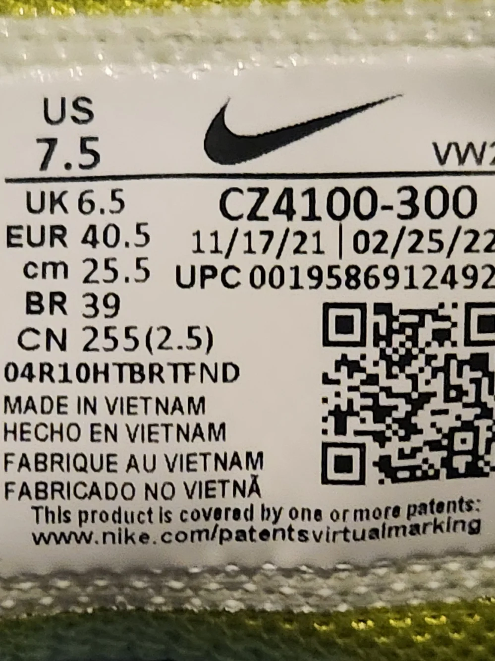 Nike Kids Blue Sneakers with Lime Trim
